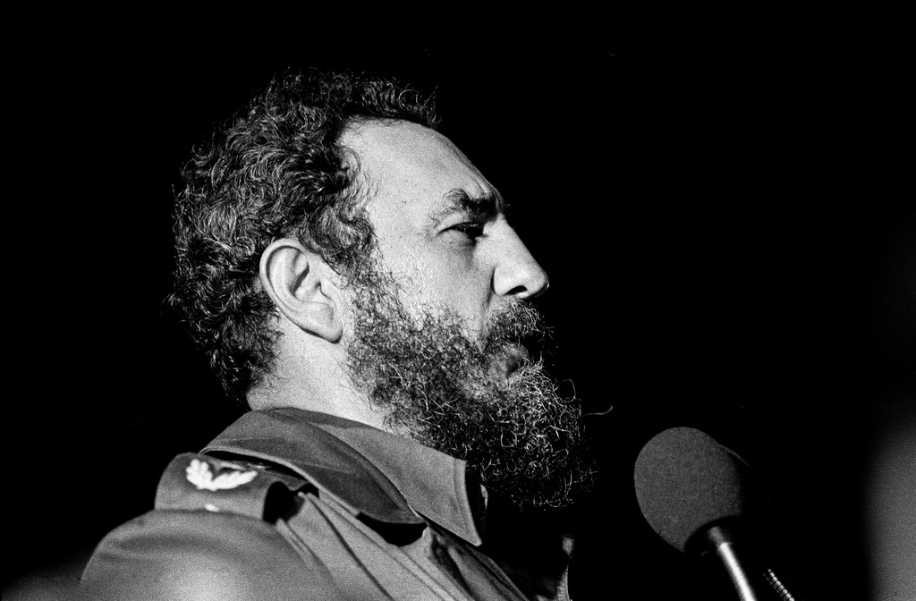 https://www.planetavenue.com/wp-content/uploads/2016/11/castro.jpg