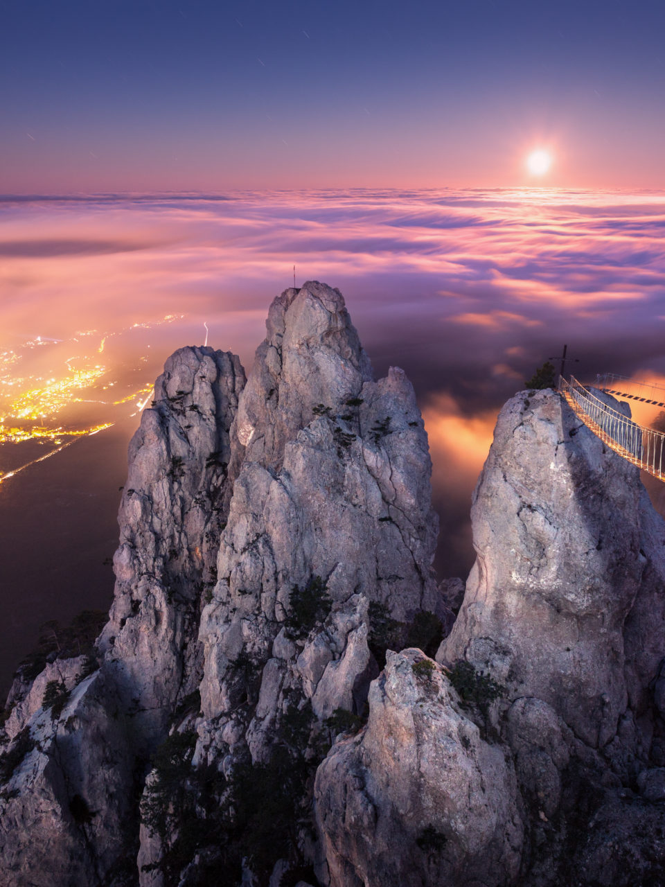 https://www.planetavenue.com/wp-content/uploads/2019/02/mountain-landscape-with-rising-full-moon-at-night-PT76UEQ-960x1280.jpg